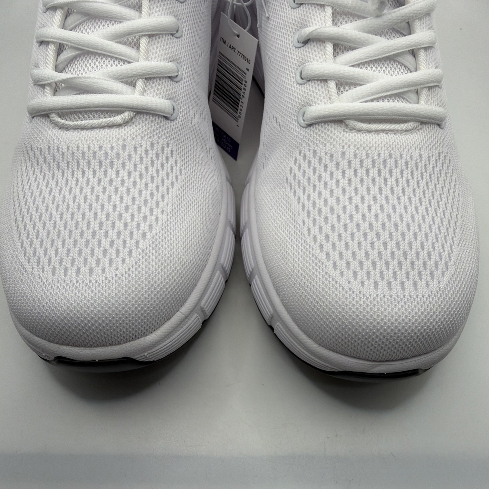 Kirkland Signature Men's Sneaker Comfort Walker Shoes White - New! Size 9 — image 8 of 8